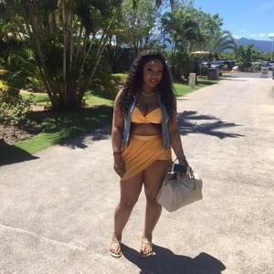 Meet your Posher, Rennicka